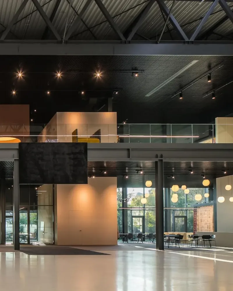 Experience center